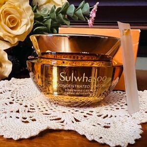 Sulwhasoo Concentrated Ginseng Renewing Cream EX 60mL NEW with box